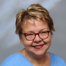 Dr. Marion Woloszyn