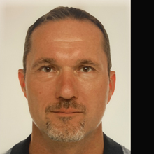 Tobias Scharlach